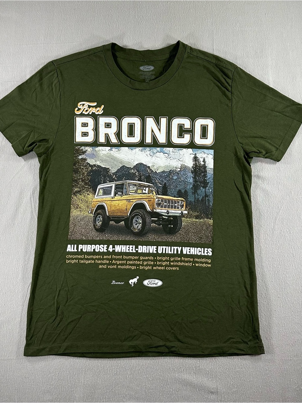 Ford Bronco Graphic T-shirt Men’s Medium Olive Green 4x4 Off Road SUV Classic